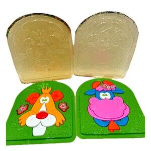 Vintage Kraft Kritters 3D Plastic Tray Puzzle Lot of 2 Cow and Lion Colorful
